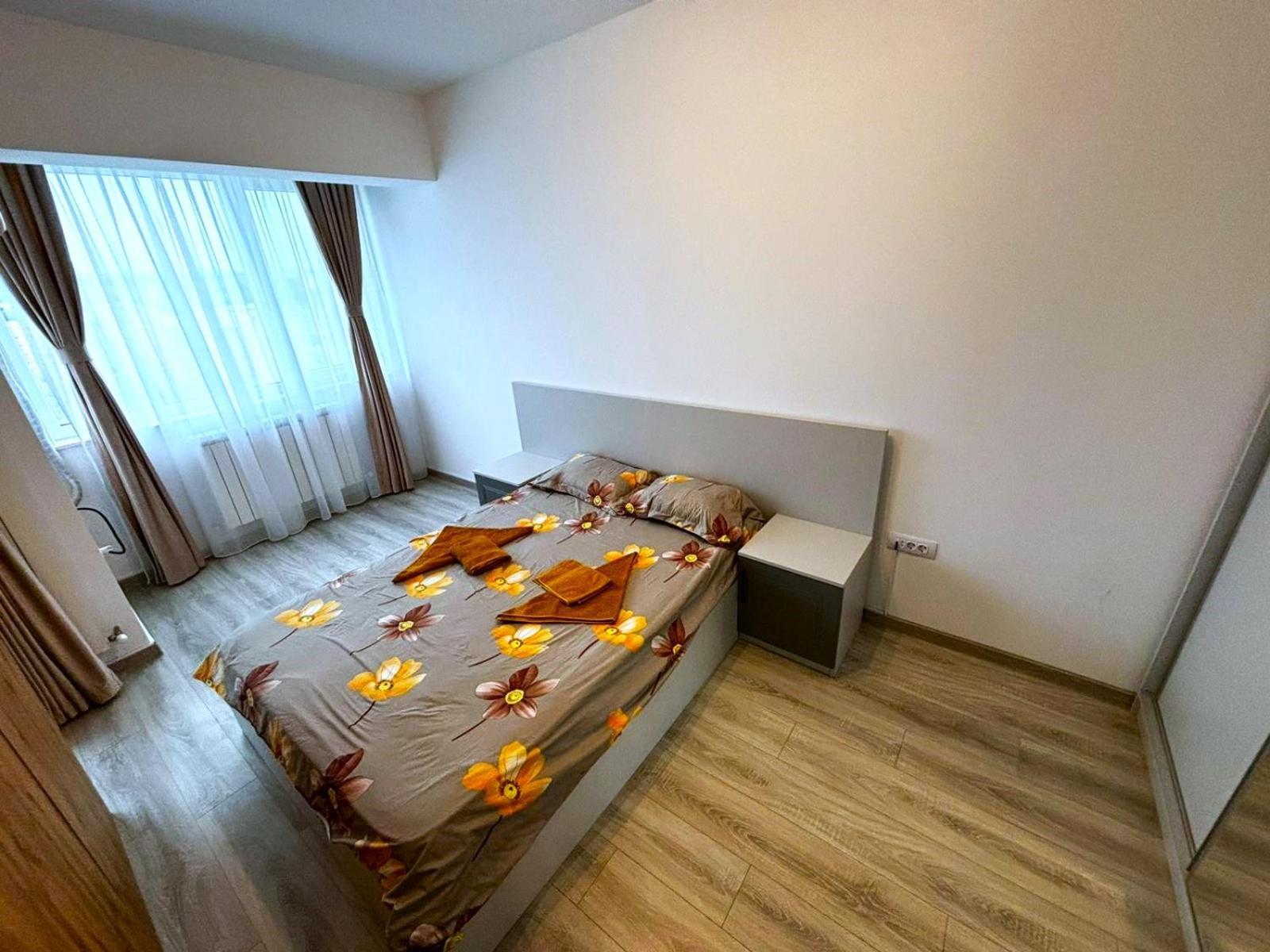 Sky View - Free Parking Apartment Iasi Exterior photo