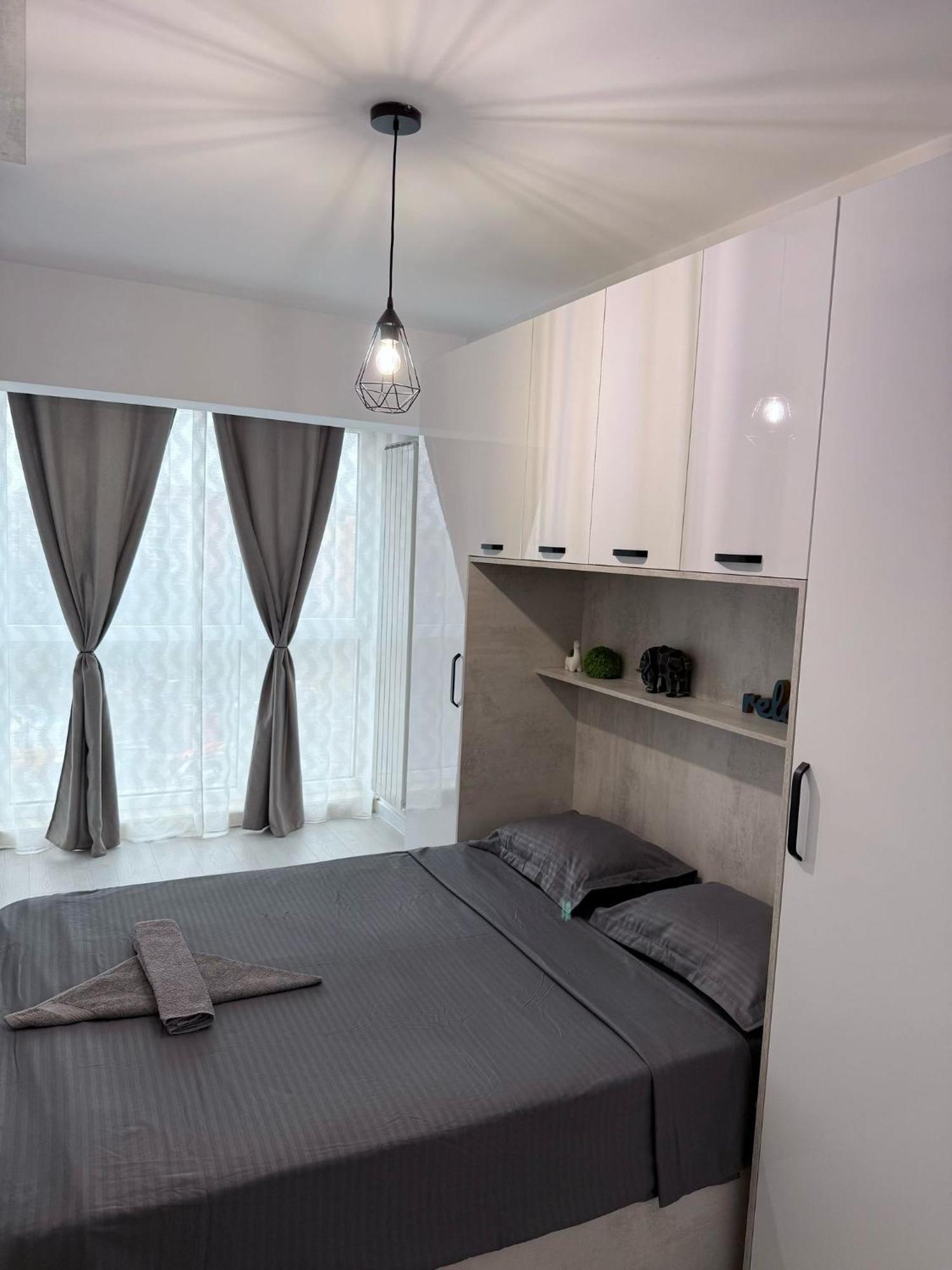 Sky View - Free Parking Apartment Iasi Exterior photo